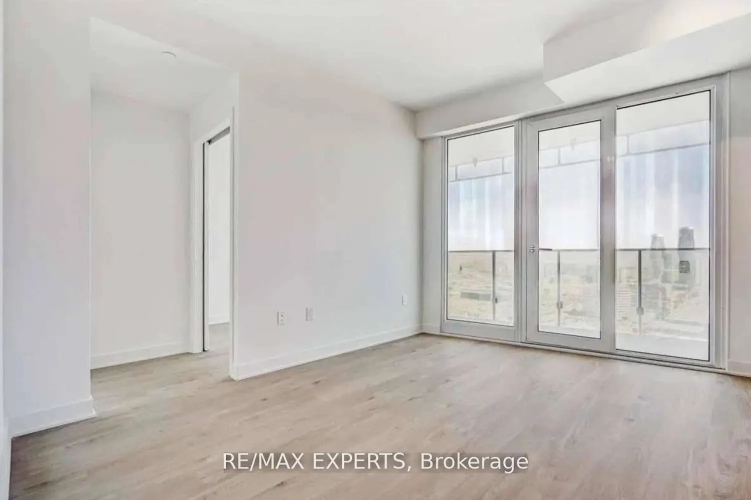 Additional image 8 of 3900 Confederation Parkway 2710