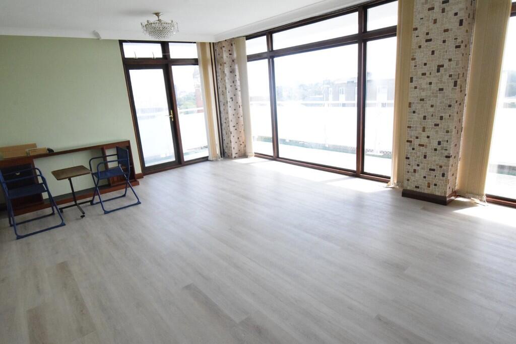 Additional image 12 of Buckingham Mansions, Bath Road