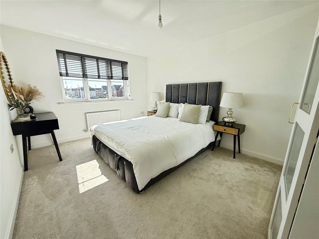 Additional image 3 of 4 bed detached house to rentAll Saints Road, Lincoln, Lincolnshire LN2