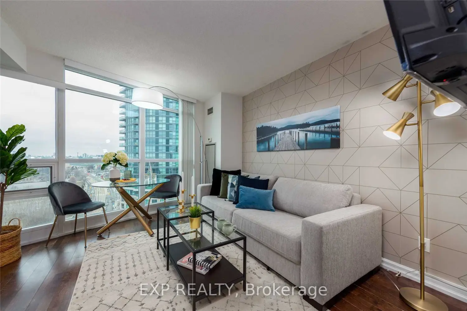 Additional image 5 of 215 Fort York Boulevard 1206