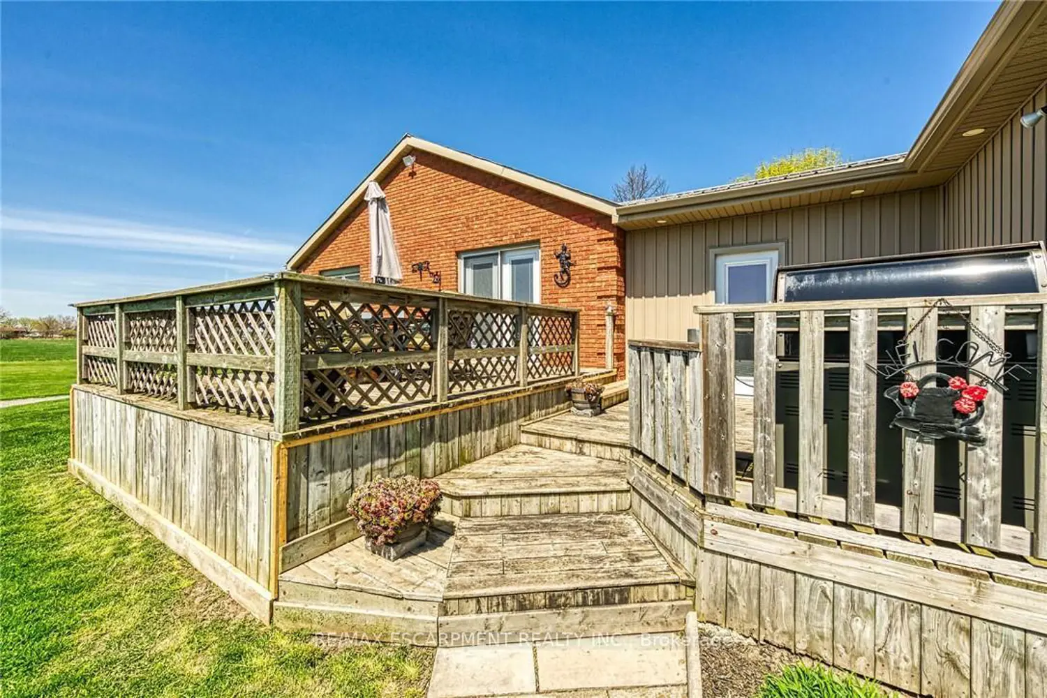 Additional image 13 of 1866 Thompson Road