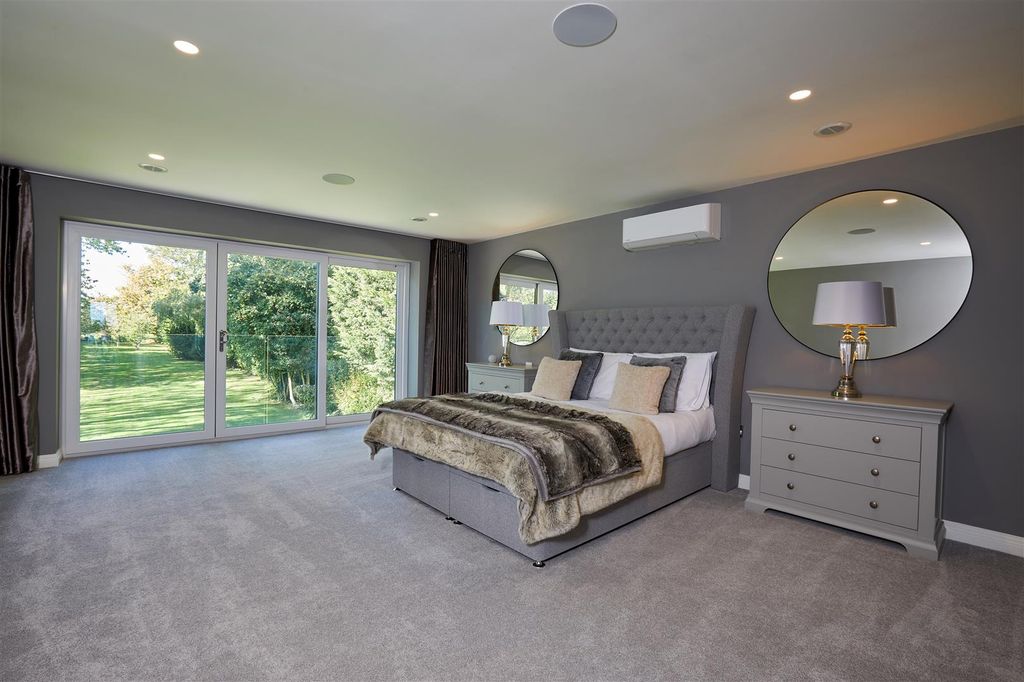 Additional image 10 of 5 bed detached house to rentWeeford Road, Sutton Coldfield B75