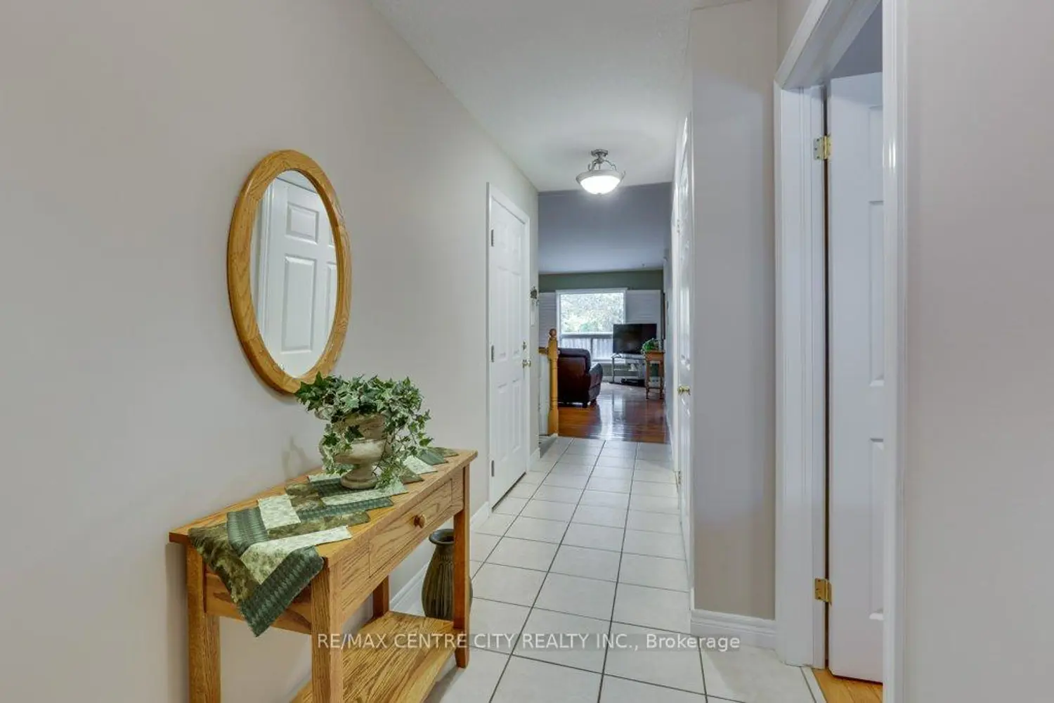 95 Capulet Lane 21 photo 3