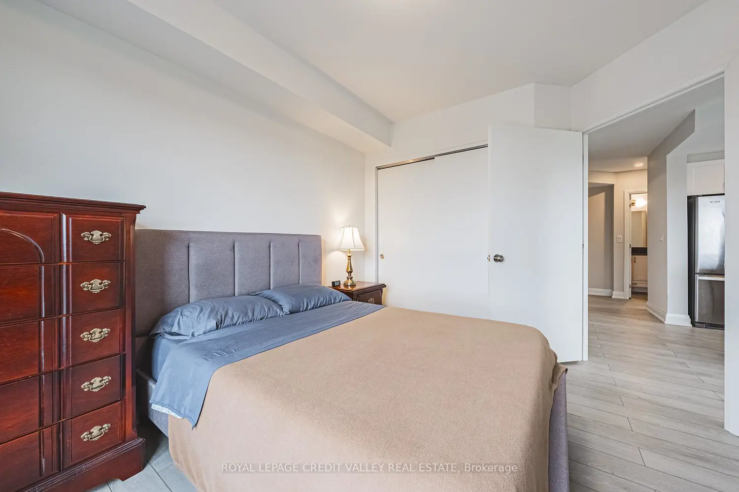 Additional image 11 of 58 Lakeside Terrace 317