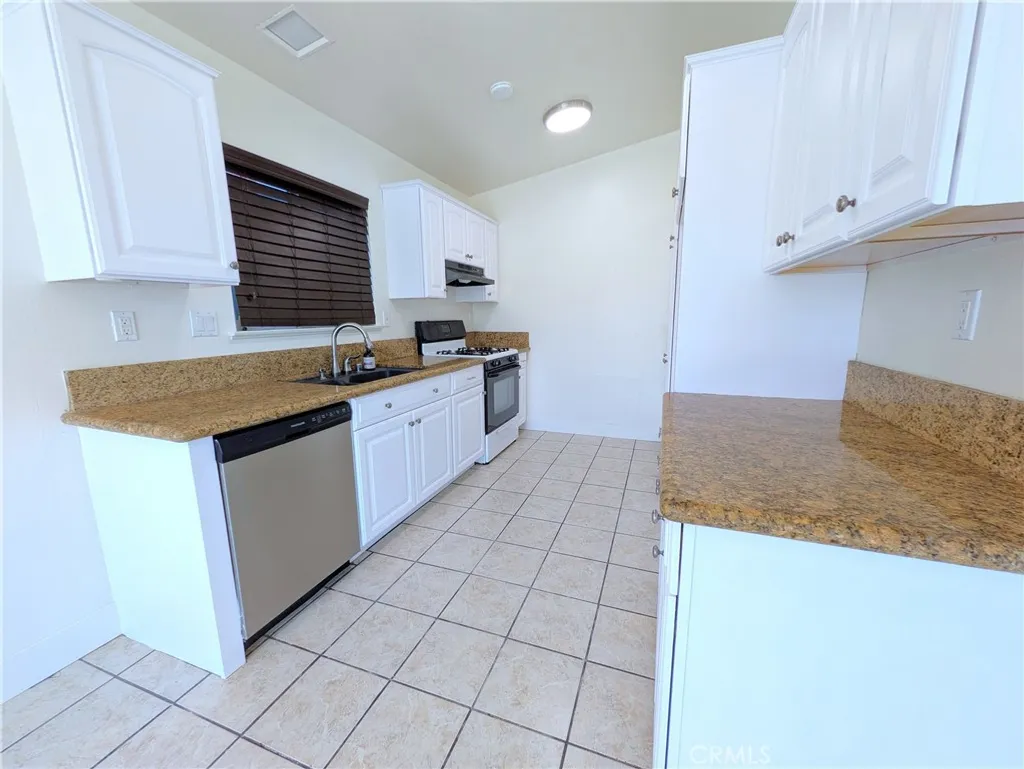 Additional image 8 of 13842 Caspian Way, Moreno Valley, CA 92553