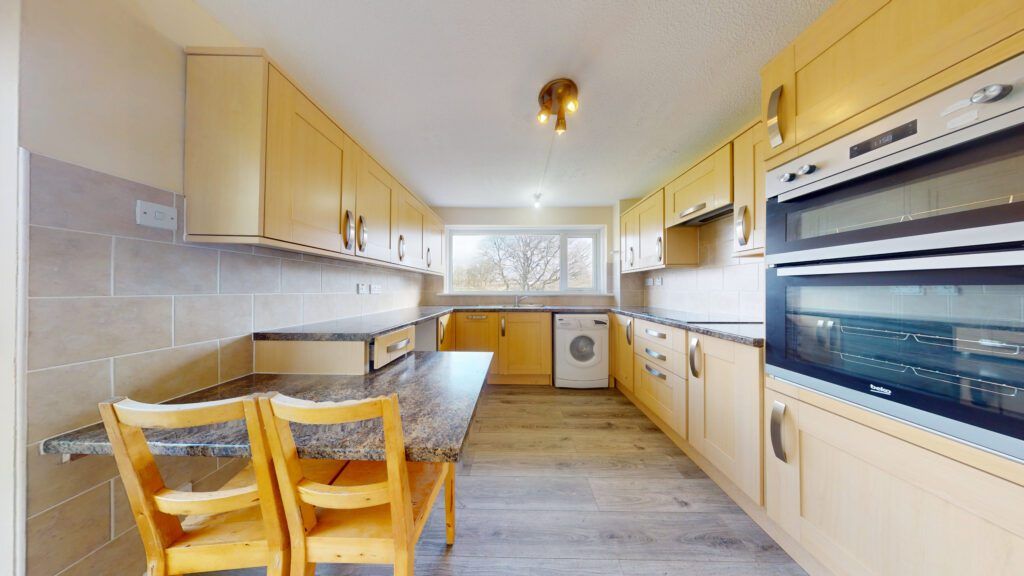 Additional image 14 of 3 bed detached house to rentLancaster Avenue, Beith, North Ayrshire KA15