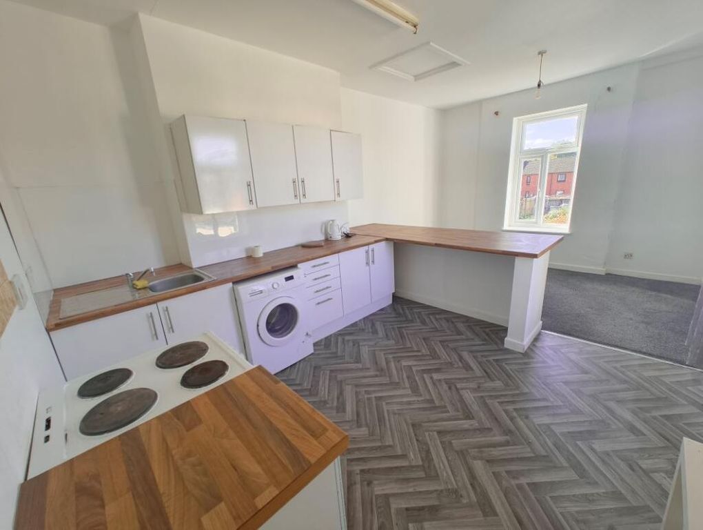 Additional image 3 of 2 bed flat to rentStow Hill, Newport NP20
