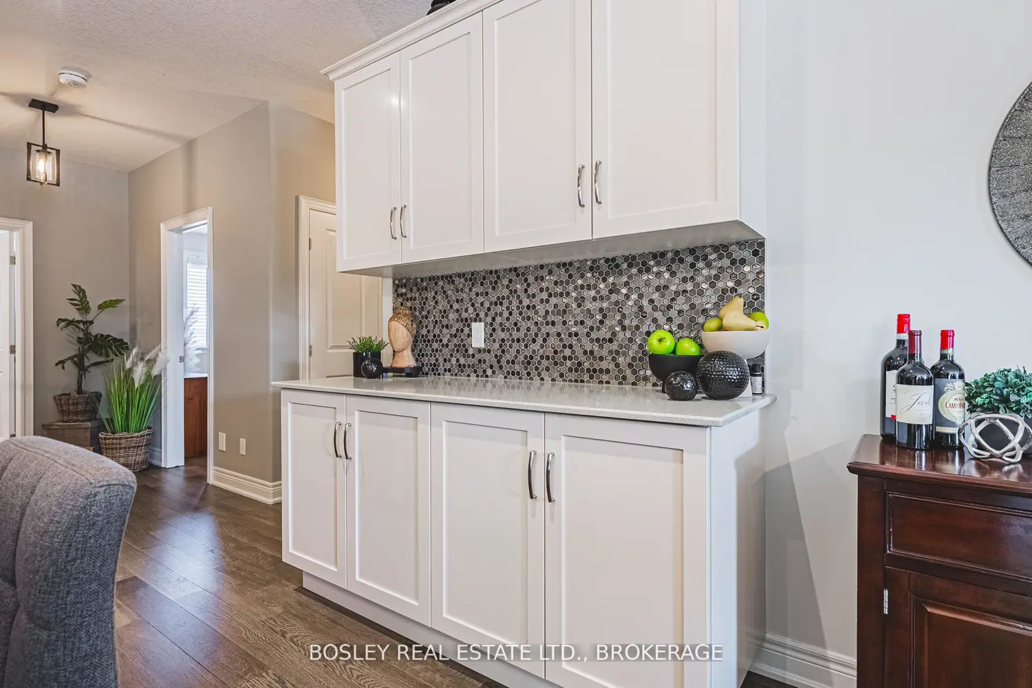 Additional image 7 of 2848 King Street 10