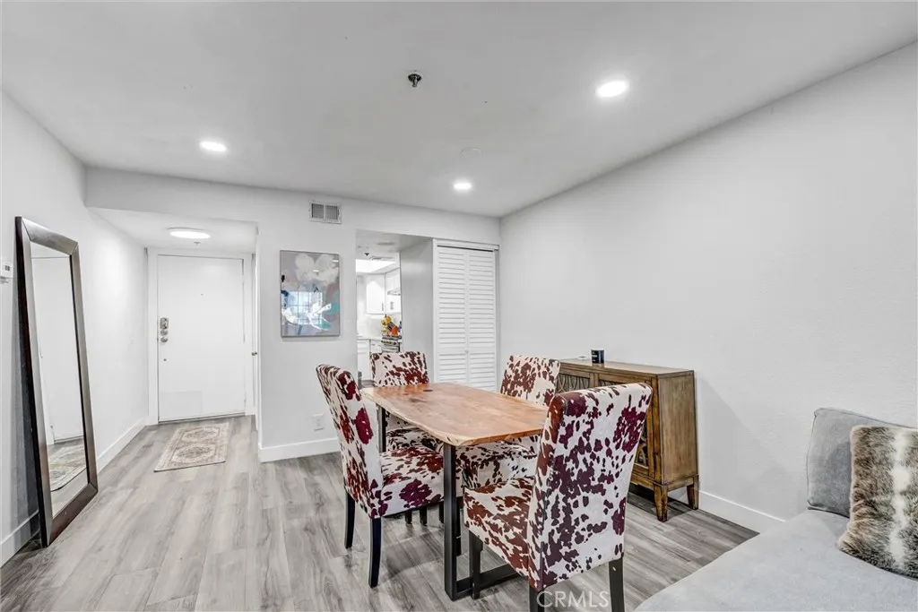 Additional image 7 of 6545 Reseda Boulevard Unit 6, Reseda, CA 91335