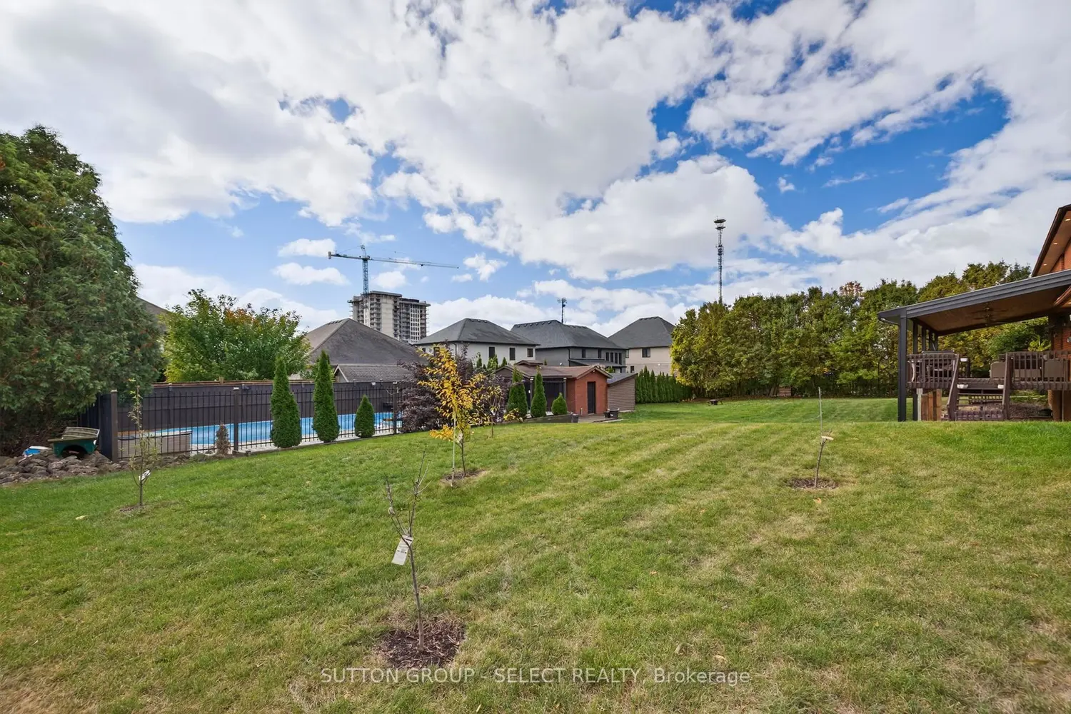 Additional image 16 of 700 Franklinway Crescent