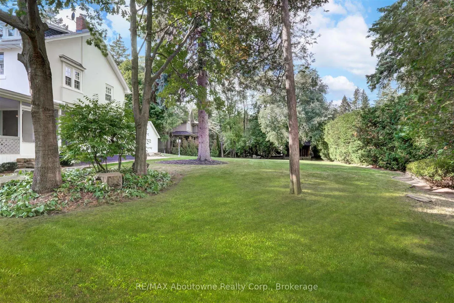 Additional image 19 of 317 Gloucester Avenue