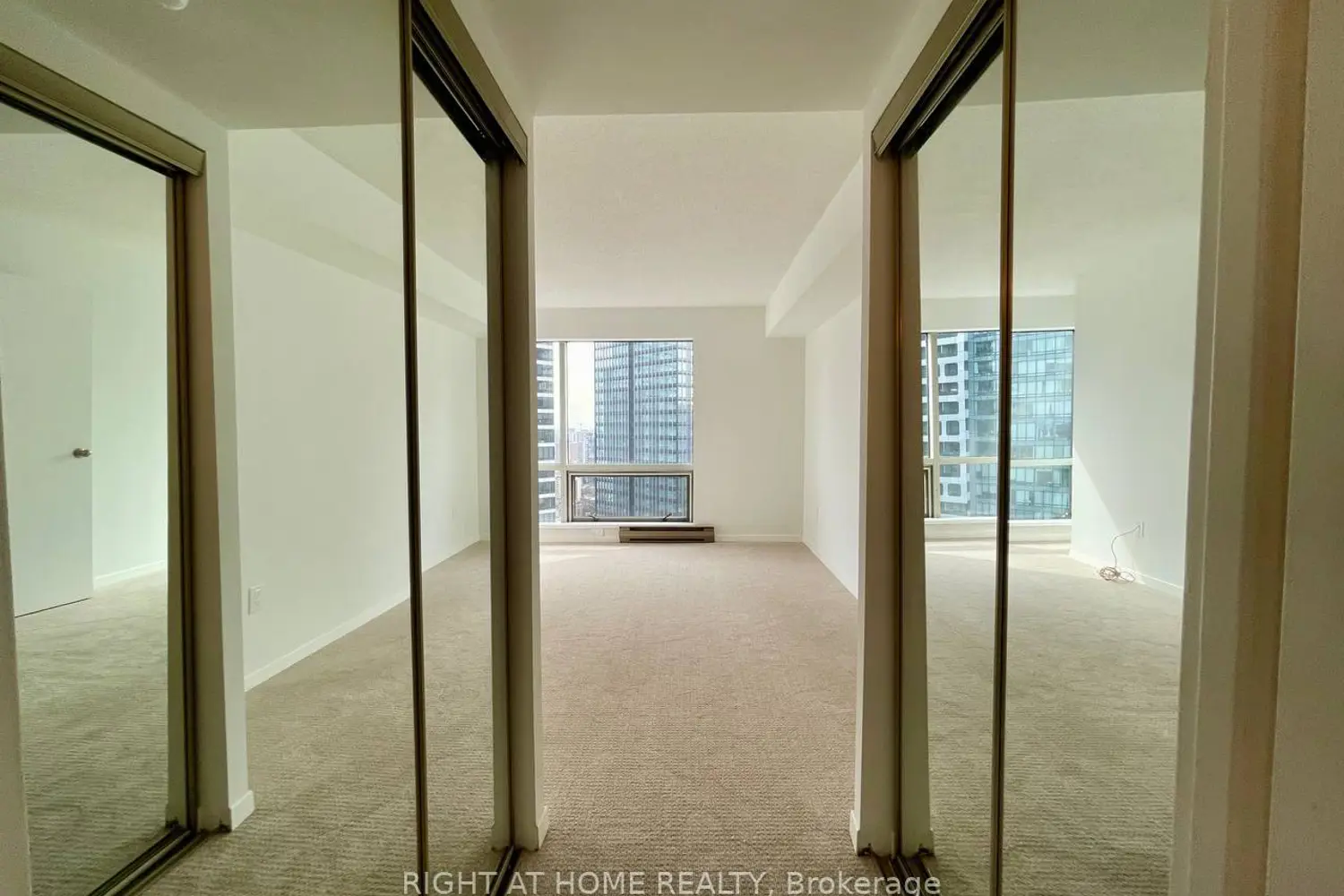 Additional image 7 of 1001 Bay Street 3104