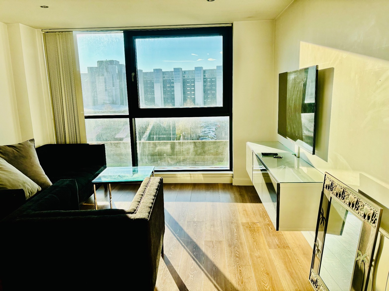 Additional image 3 of 2 Bed Flat, Stobcross Street, G3, N1 7GU