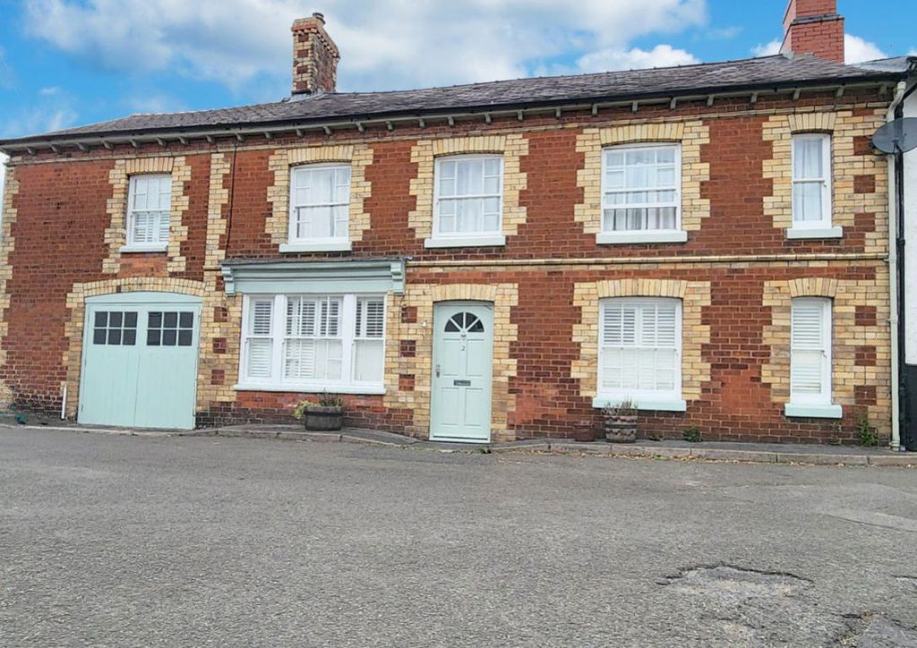 4 bed semi-detached house to rentKnighton, Powys LD7