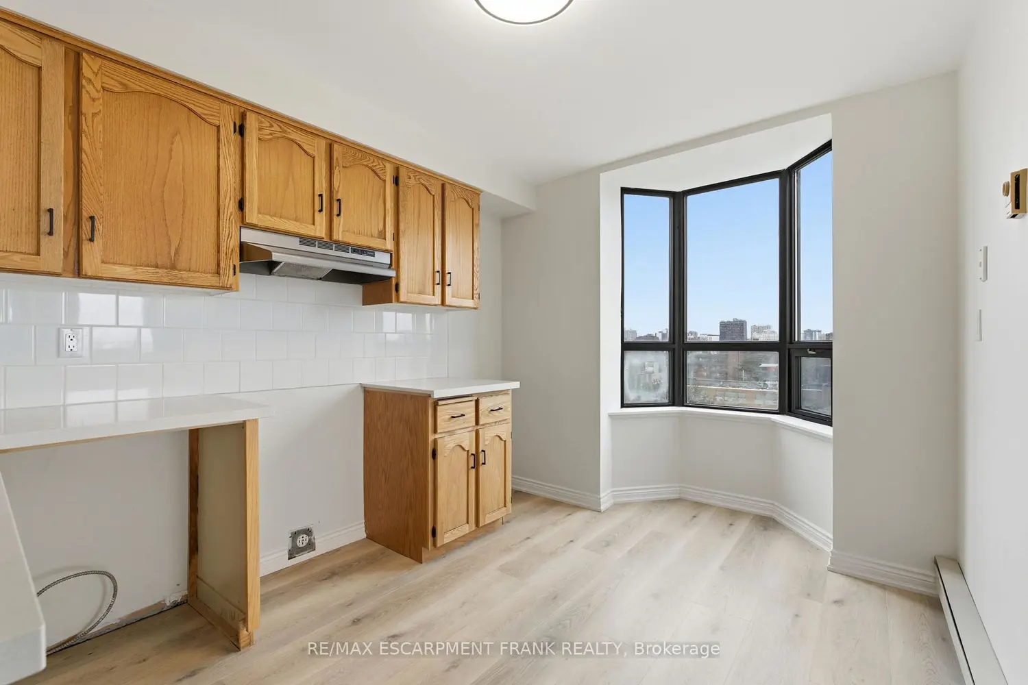 Additional image 10 of 432 Main Street 902