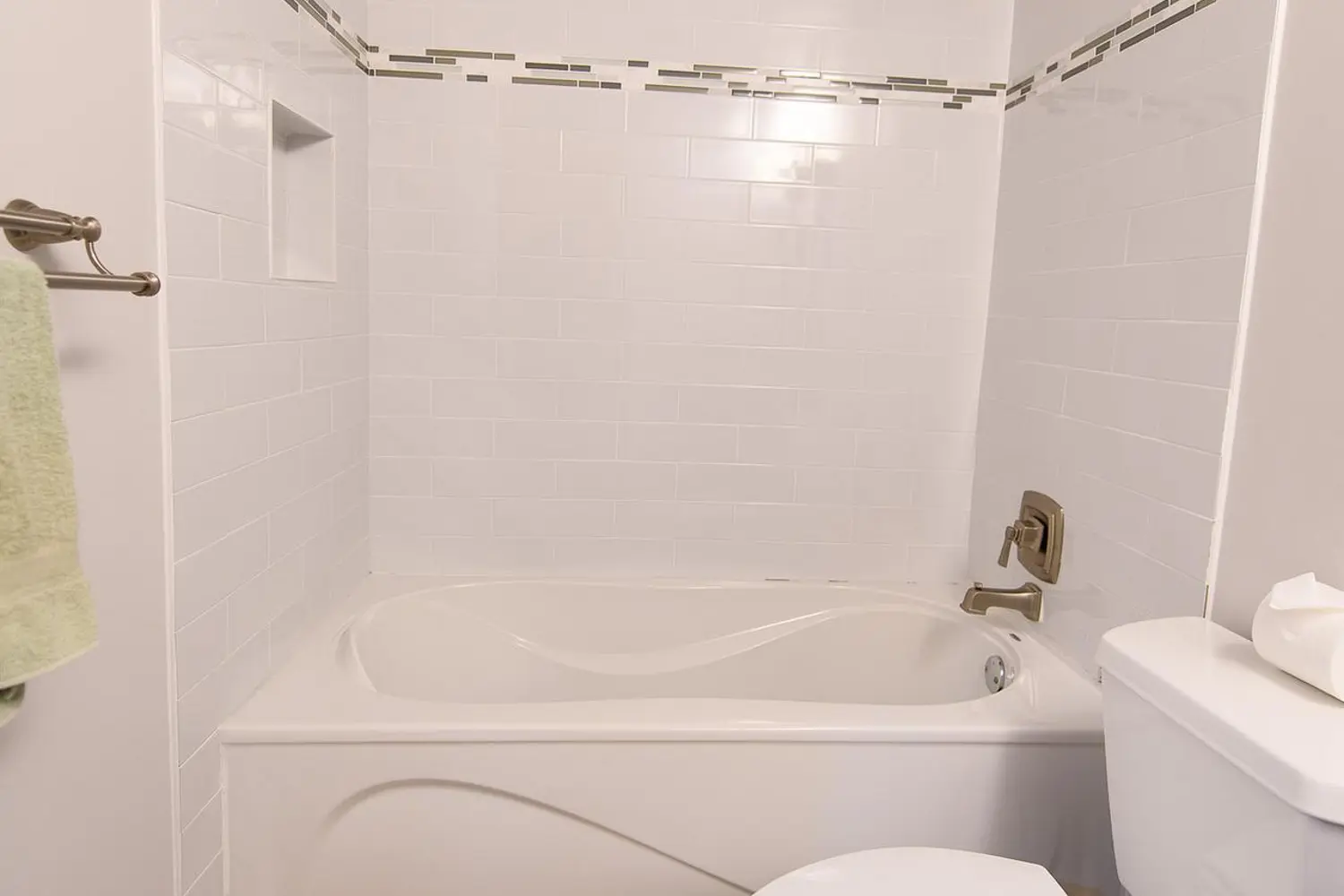 Additional image 11 of 24 Ramblings Way 305