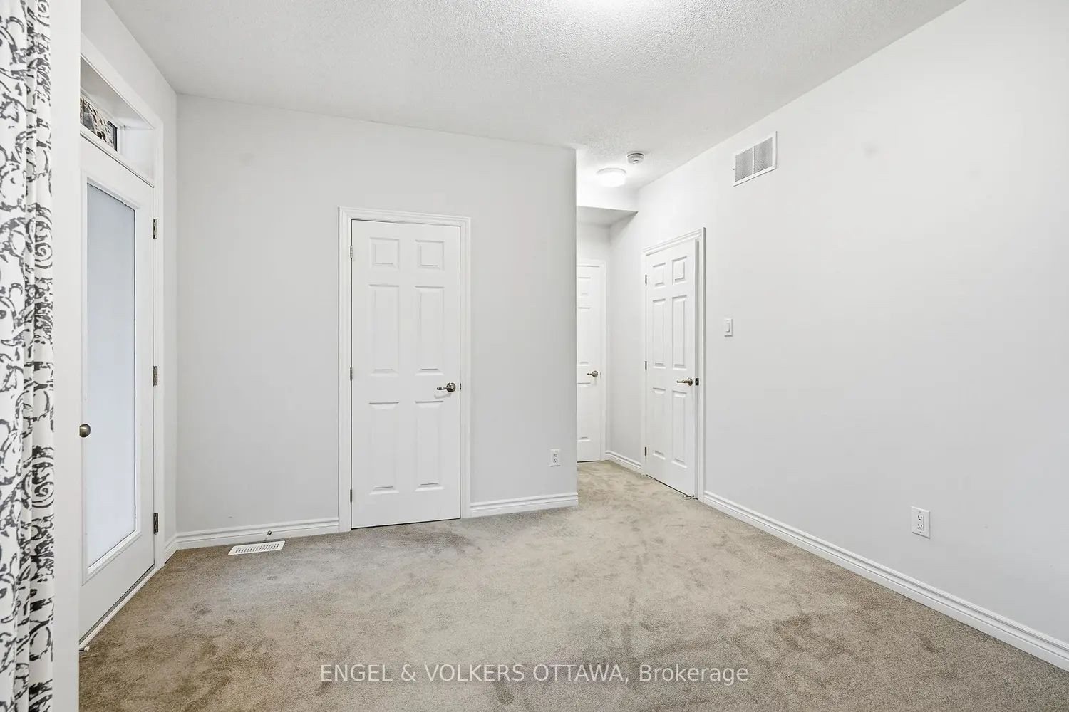 Additional image 12 of 135 Anthracite Private