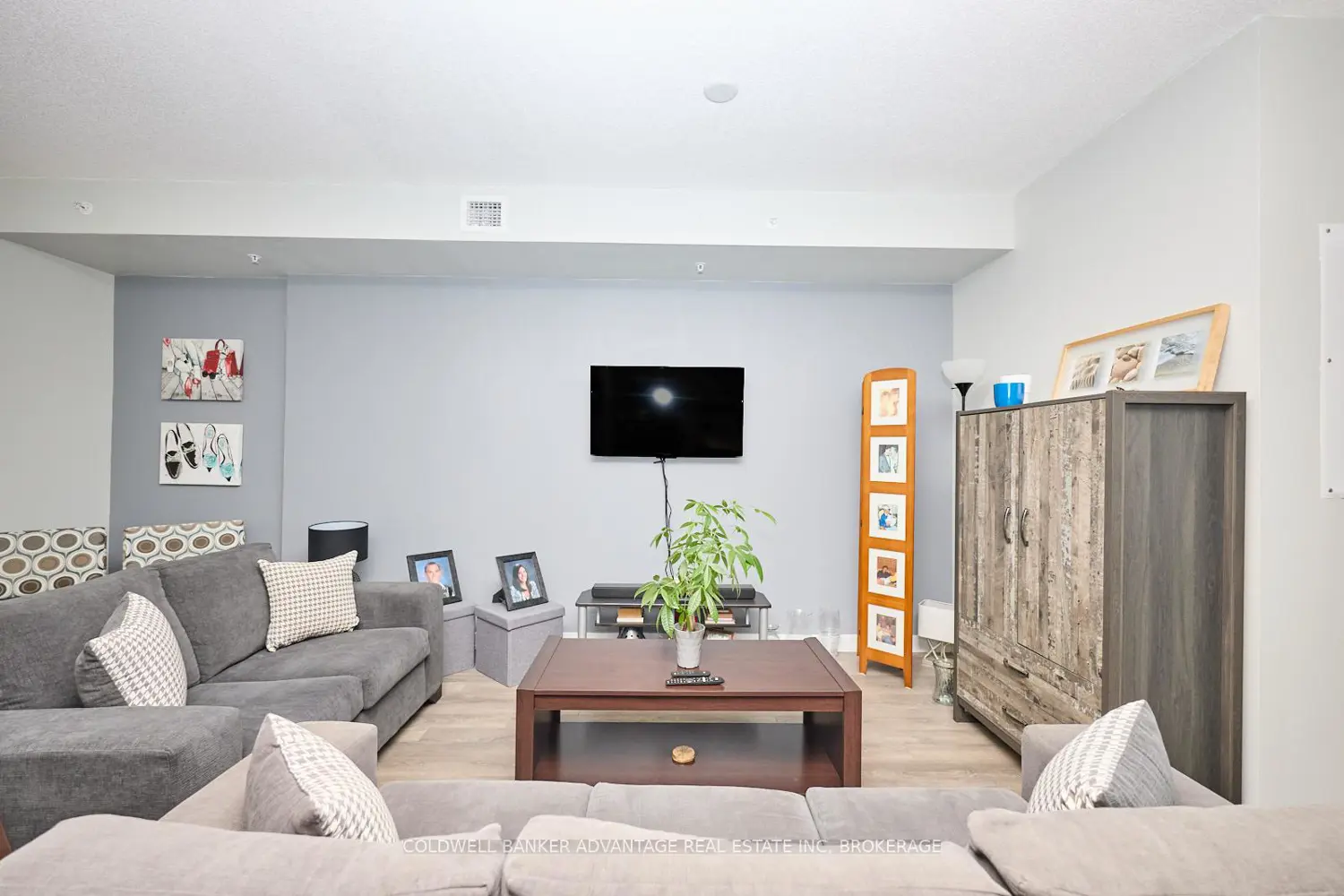 Additional image 5 of 550 North Service Road 610