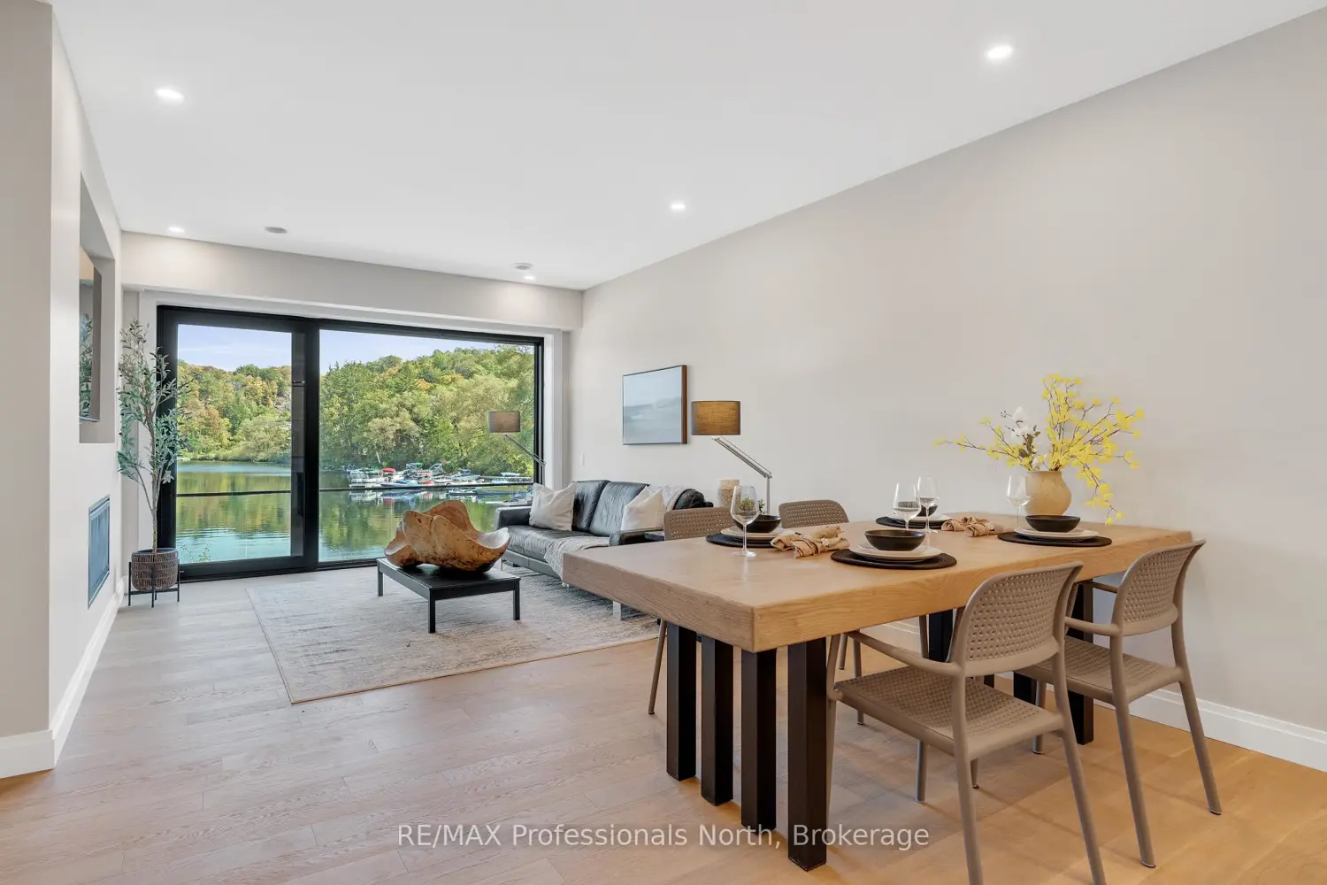 Additional image 6 of 32 Brunel Road 105