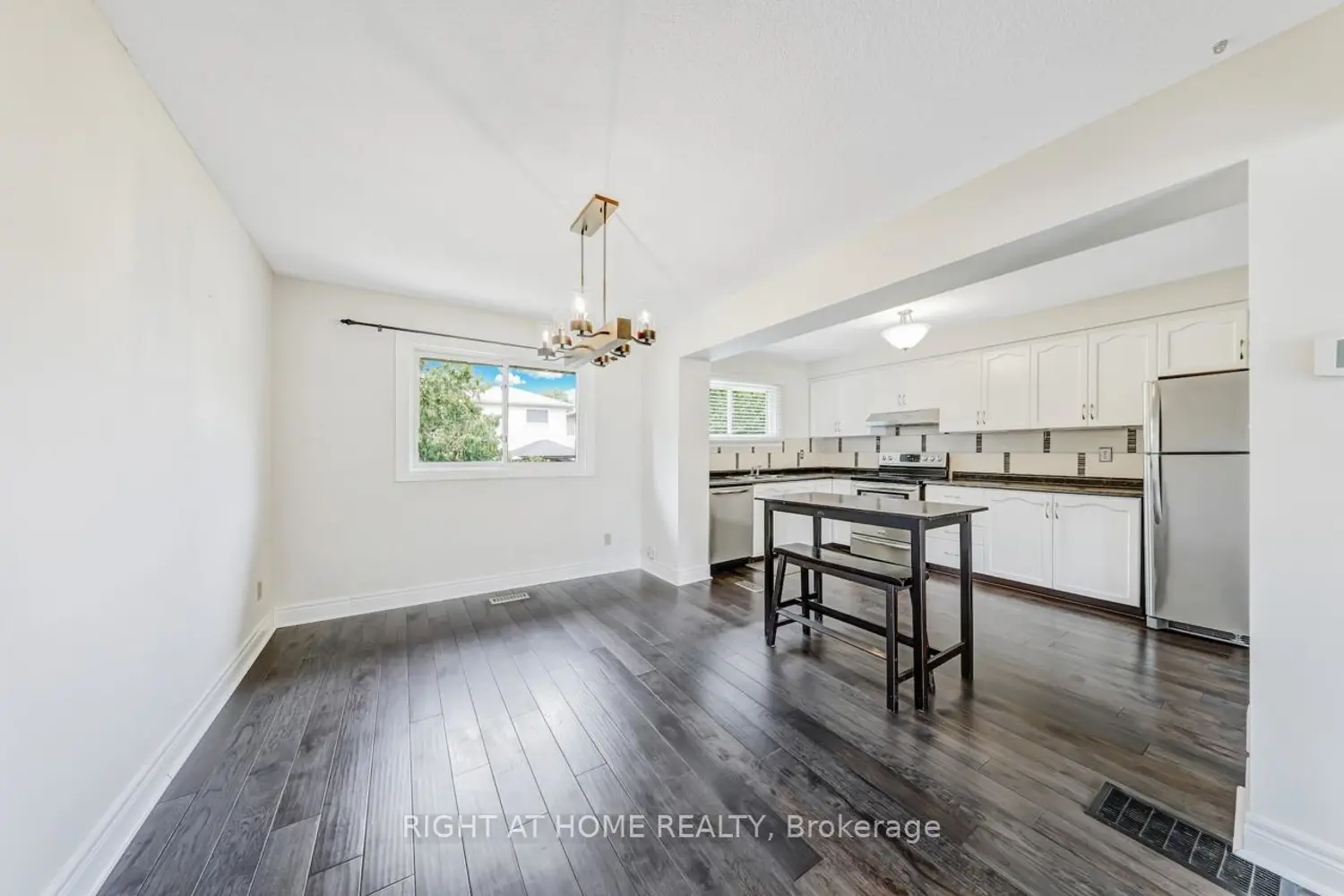 Additional image 5 of 9 Ashton Crescent 9