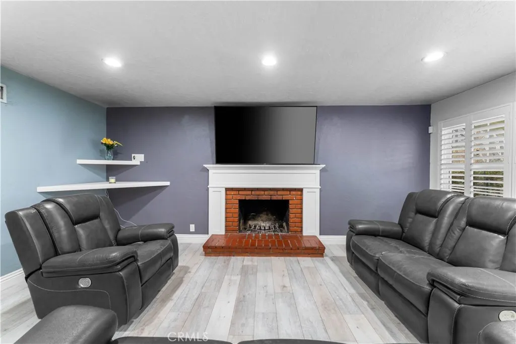 Additional image 30 of 44410 Loneoak Ave, Lancaster, CA 93534