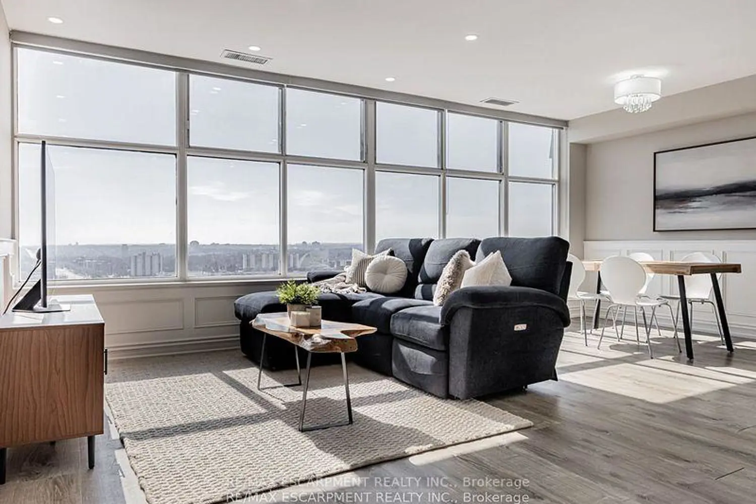 Additional image 10 of 880 Dundas Street Uph7