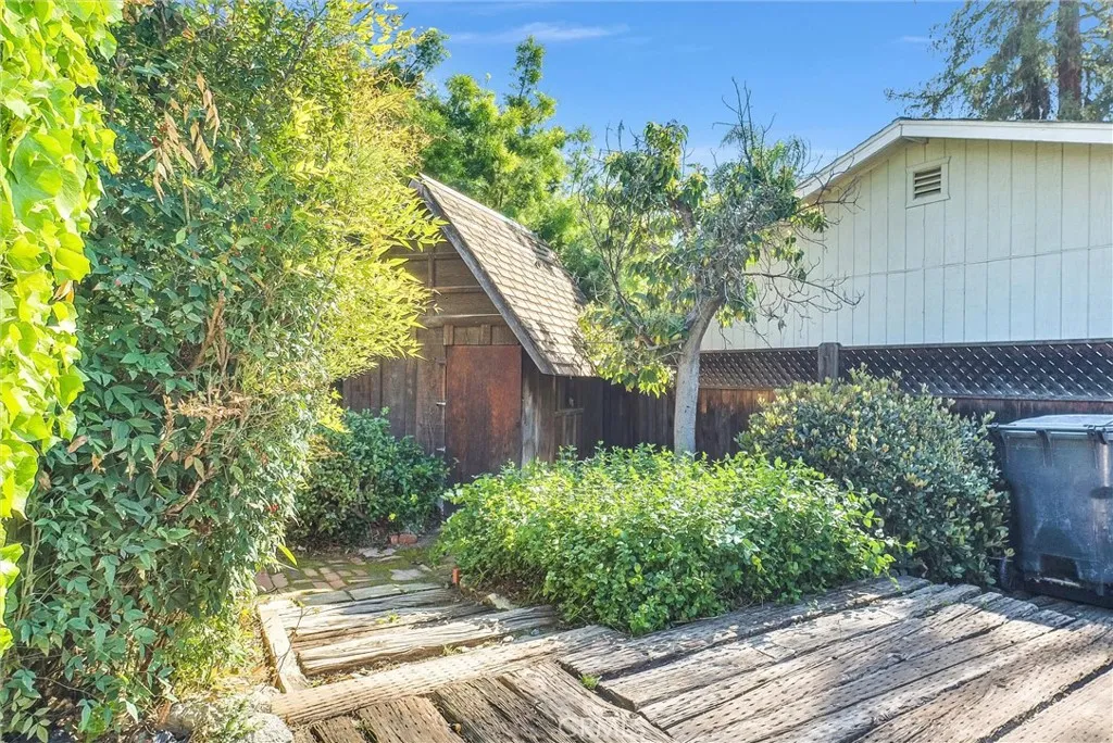 Additional image 86 of 527 W Palm Ave, Redlands, CA 92373