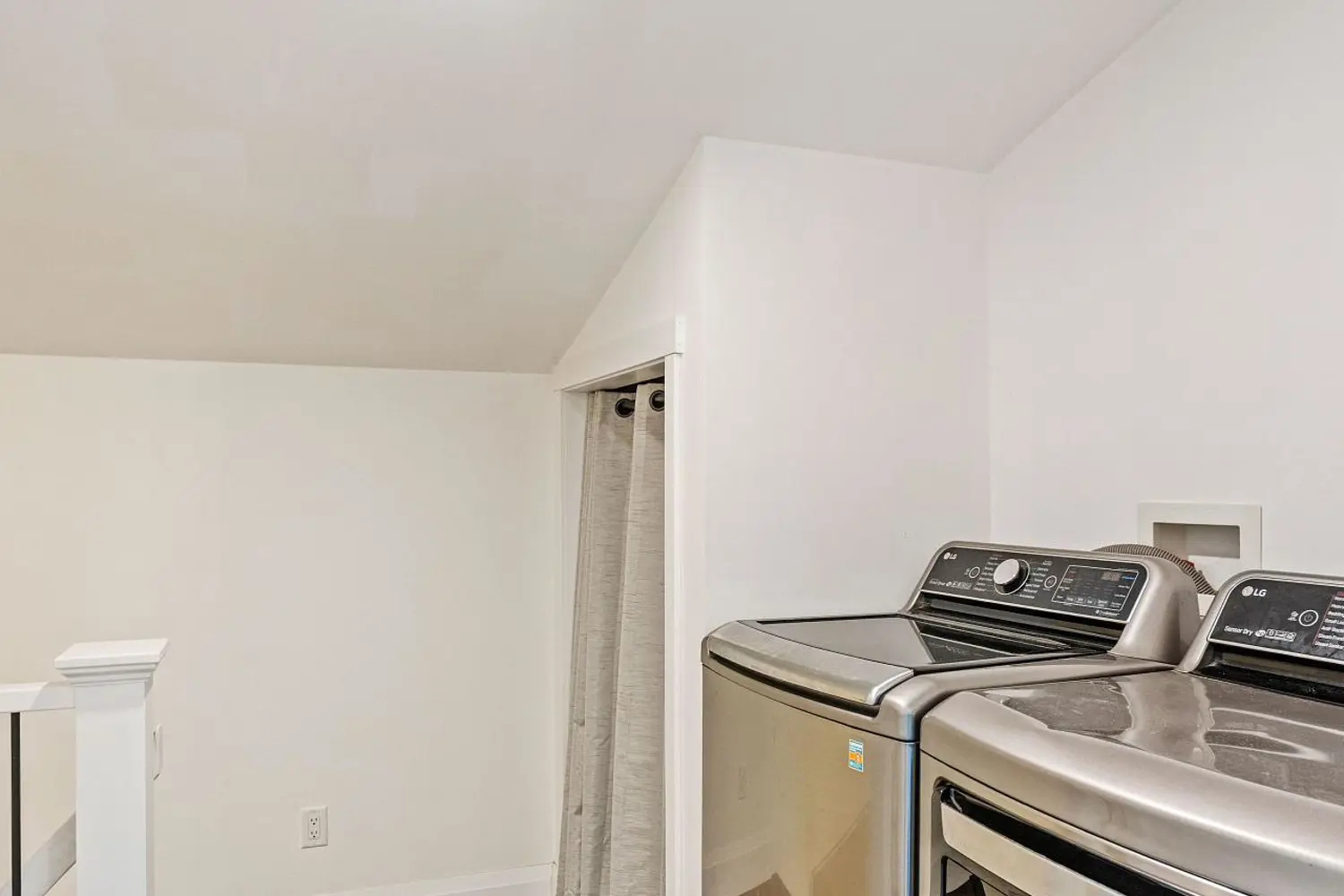 Additional image 10 of 3199 Mount Carmel Drive