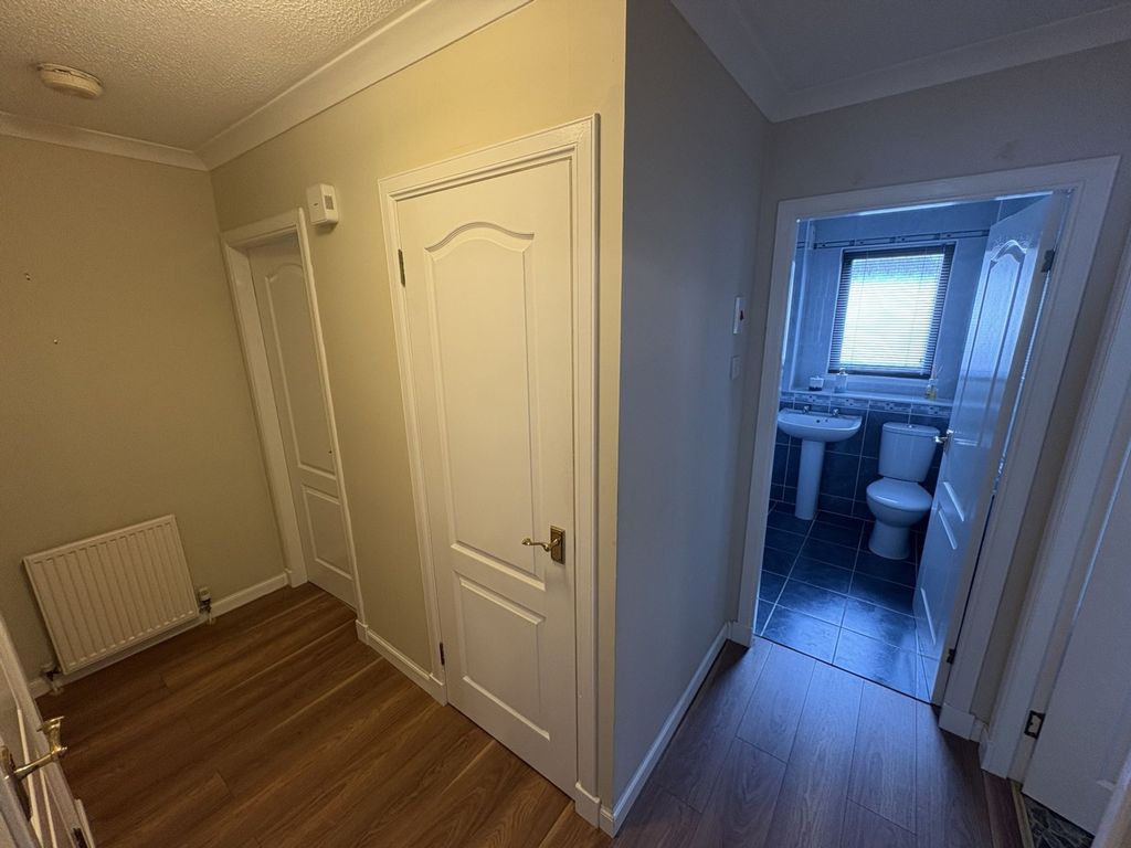 Additional image 2 of 2 bed flat to rentHouston Road, Bridge Of Weir PA11