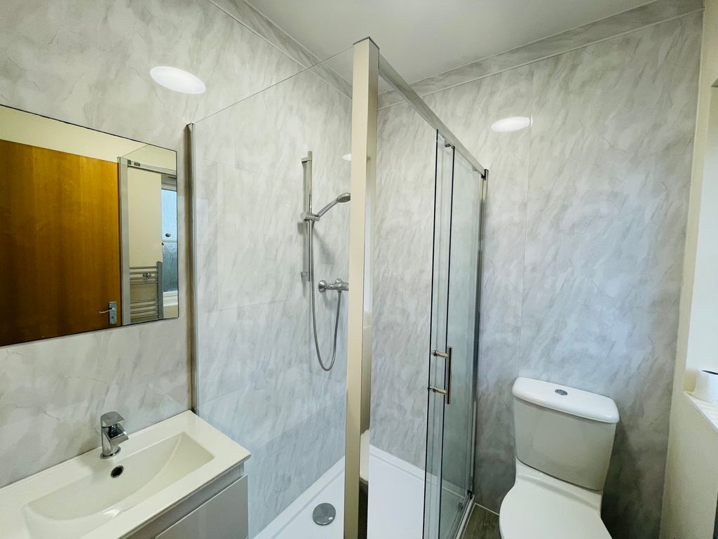 Additional image 5 of 3 bed property to rentRosemary Close, Haverfordwest SA62