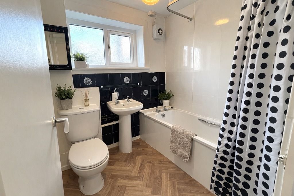 Additional image 12 of 4 bed terraced house to rentNevis Gardens, Penicuik EH26