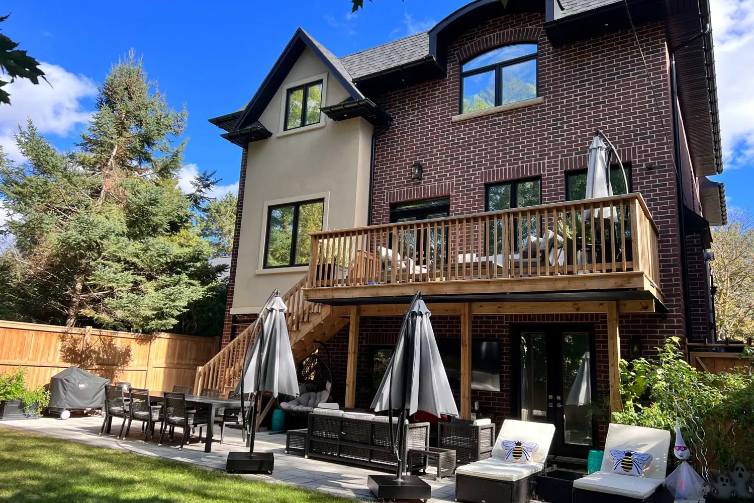 Additional image 18 of 1060 Kipling Avenue