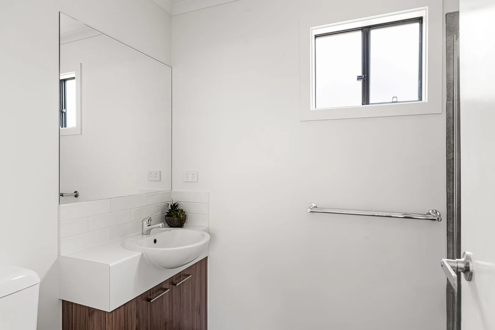 Additional image 12 of 167 Marine Parade, San Remo VIC 3925