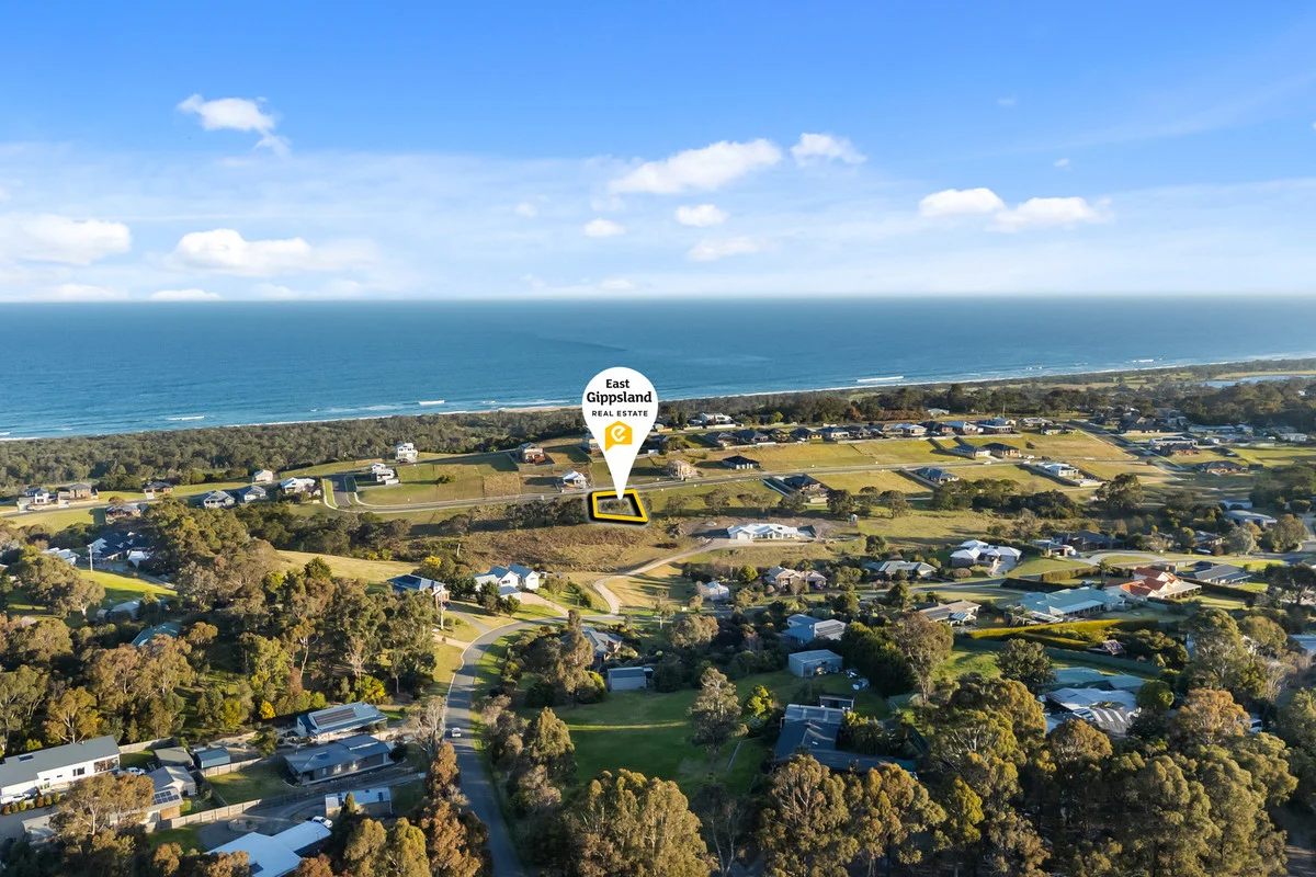 Additional image 9 of 43 Vincent Crescent, Lakes Entrance VIC 3909