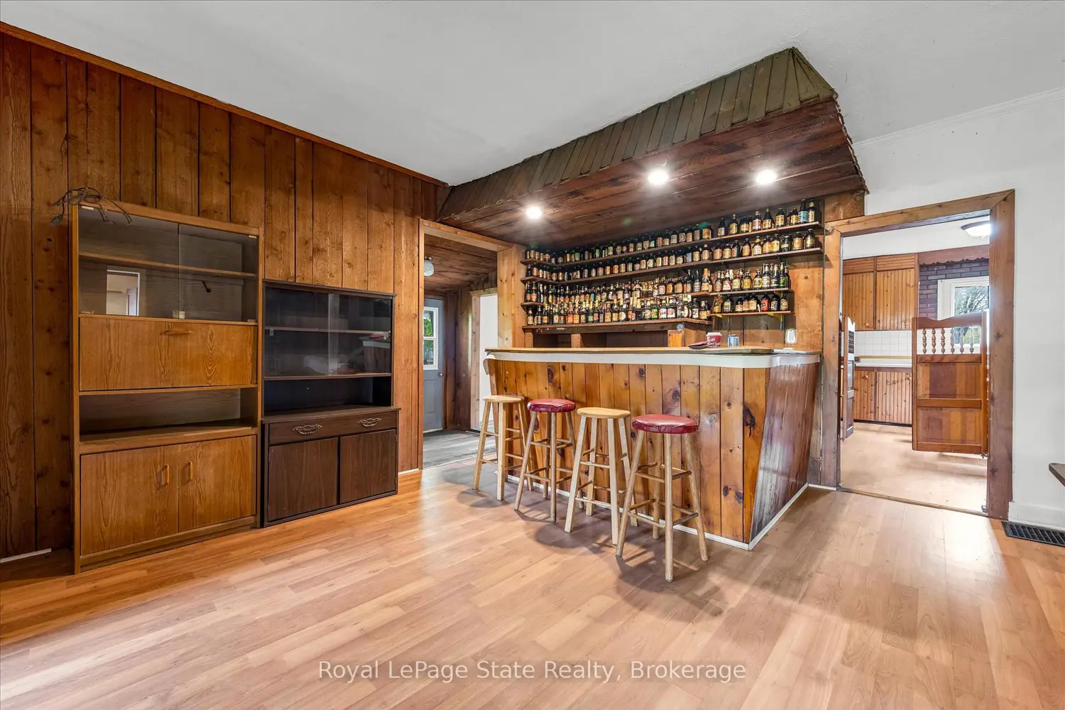 Additional image 11 of 382 Beach Boulevard