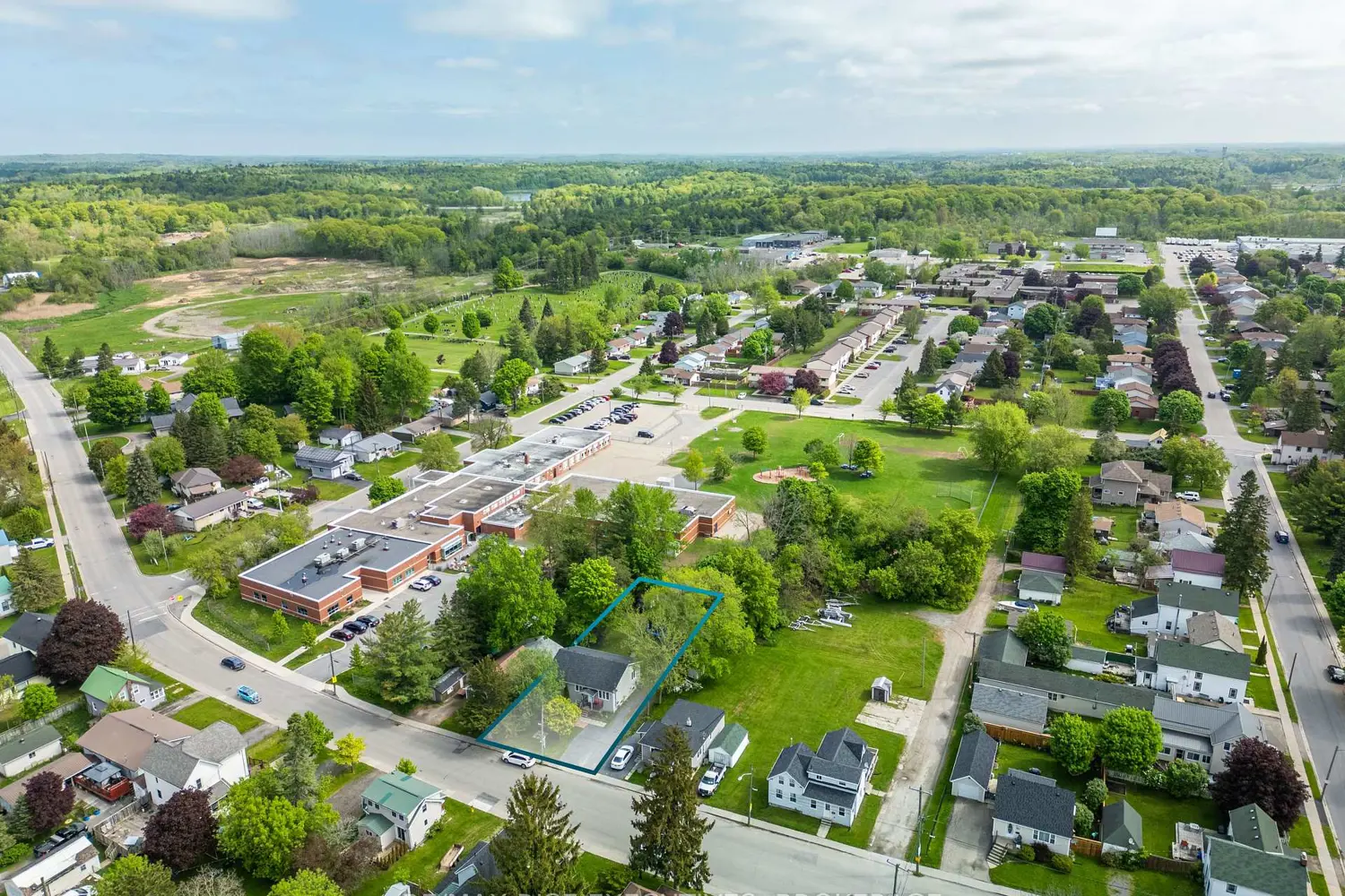 Additional image 7 of 353 Charles Street