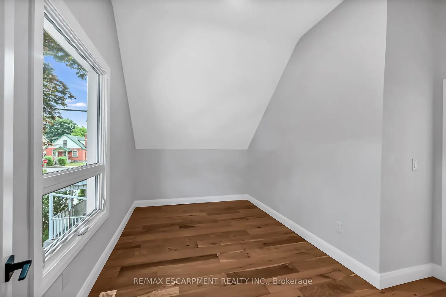 Additional image 9 of 193 Glendale Avenue