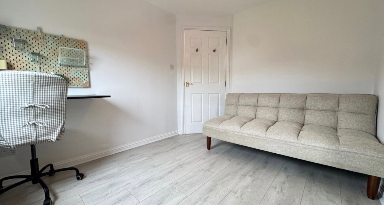 Additional image 10 of 2 Bed Flat, Branklyn Court, G13, N1 7GU