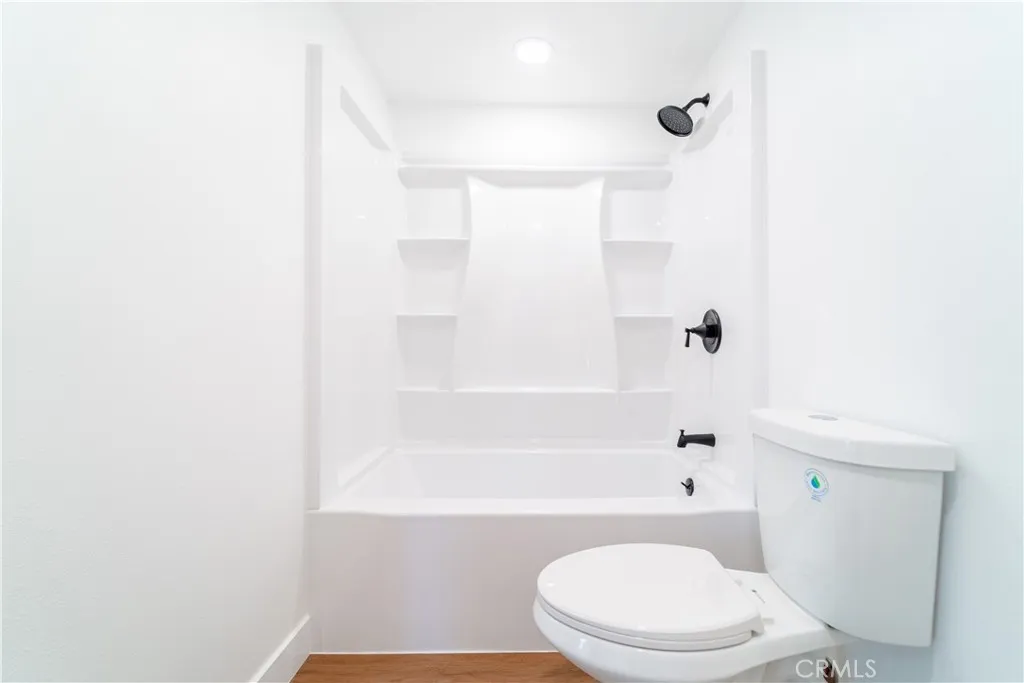 Additional image 32 of 13300 S Largo Ave, Compton, CA 90222