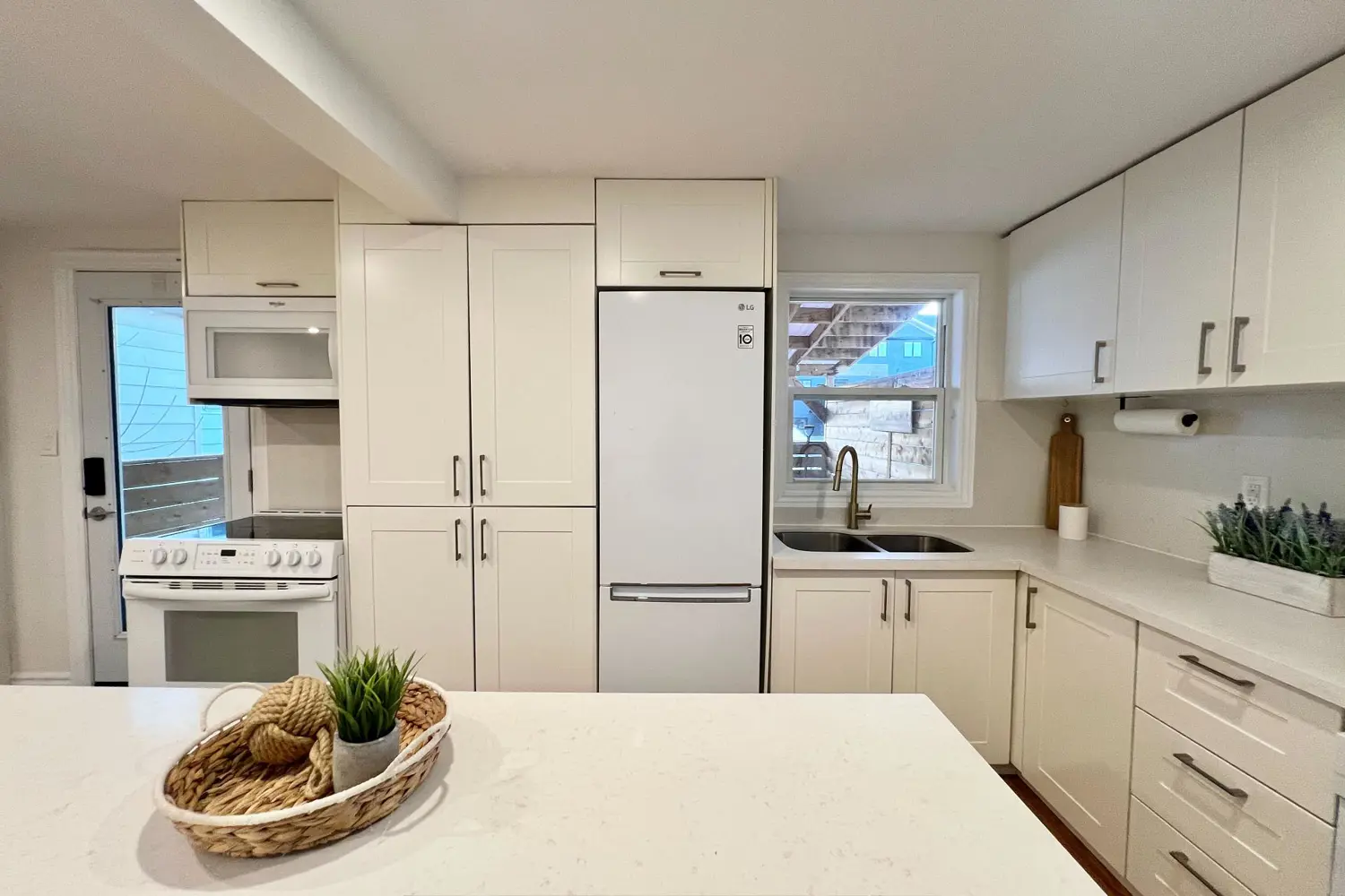 Additional image 8 of 248 Dufferin Avenue