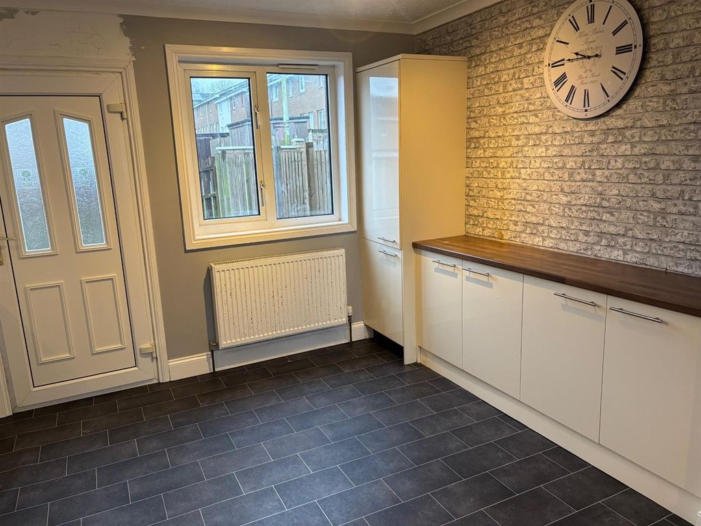 Additional image 4 of 3 bed terraced house to rentWoodhead Green, Hamilton ML3