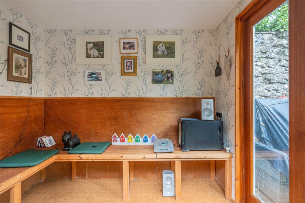 Additional image 27 of Impressive modern house in Shepton Mallet