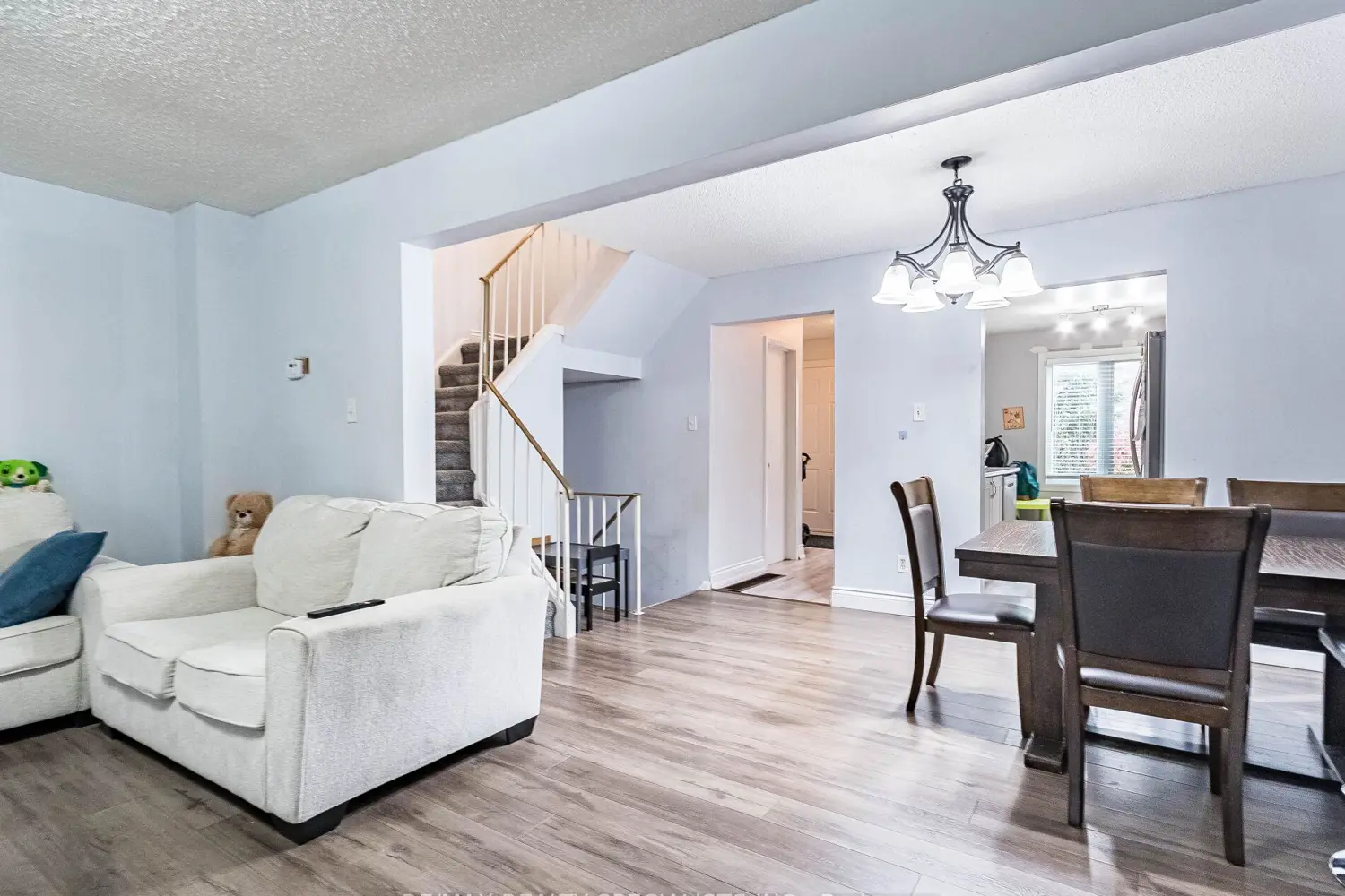Additional image 12 of 500 Osgoode Drive 200