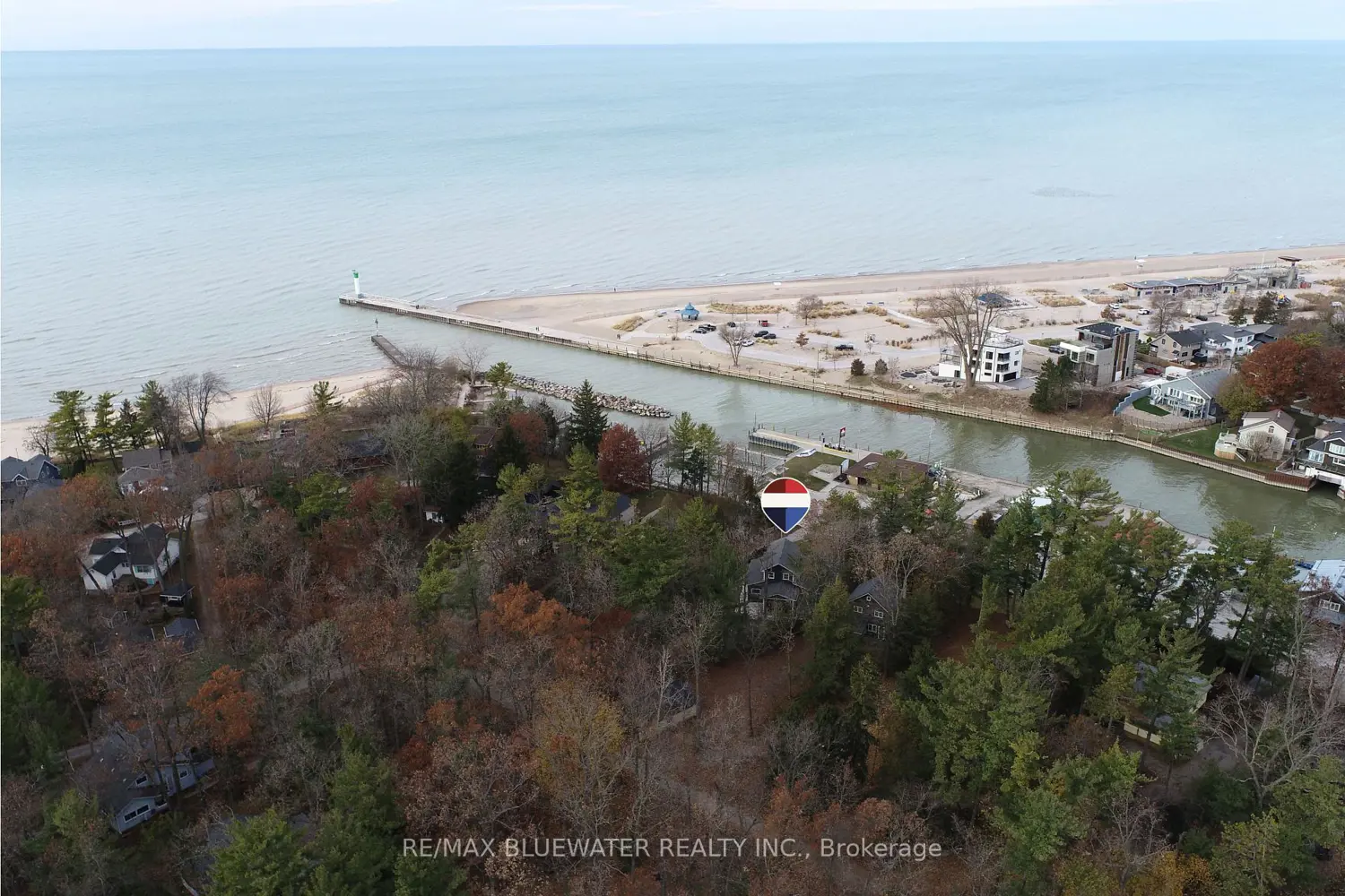 Additional image 18 of 82 River Road