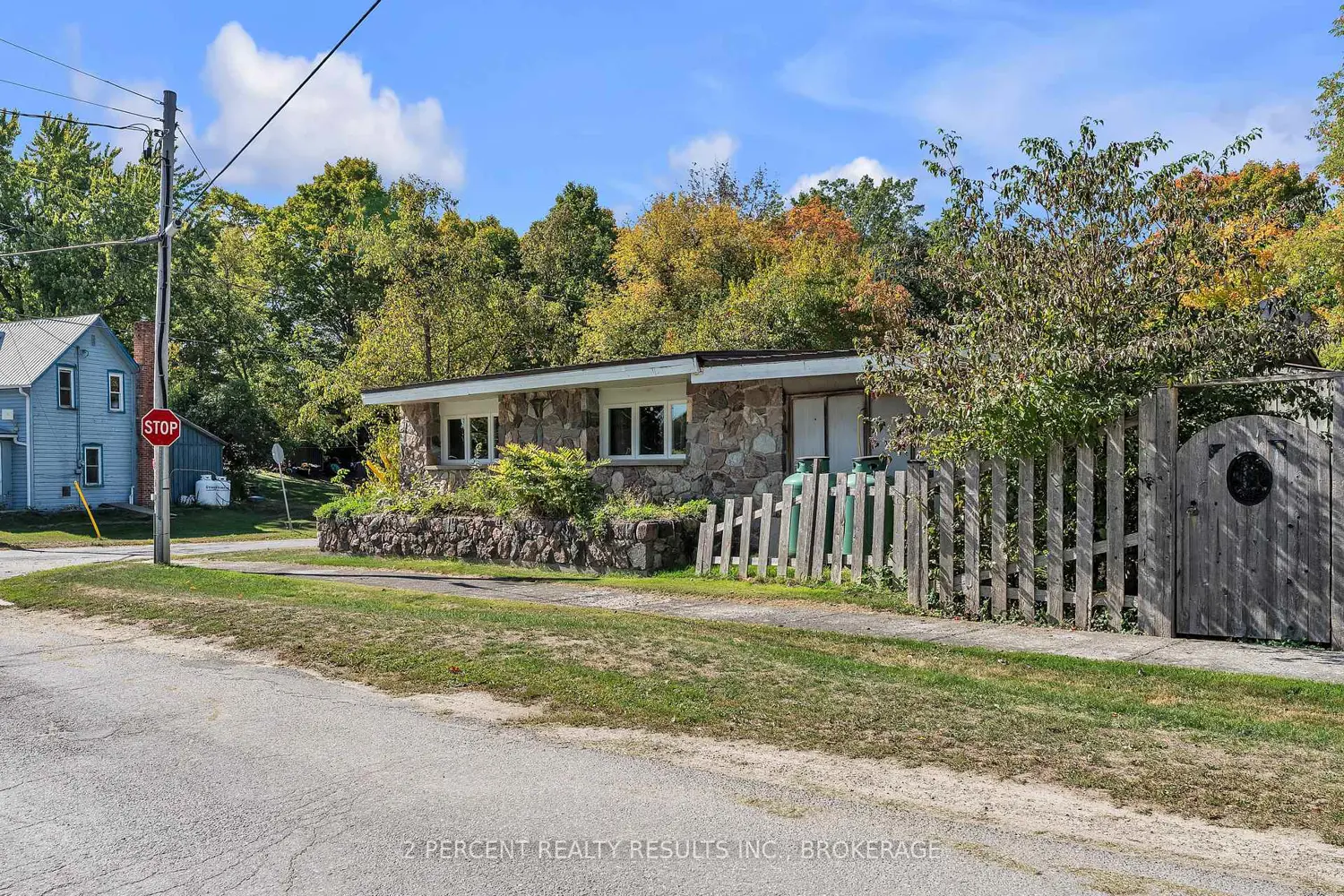 Additional image 2 of 12 Luffman Road