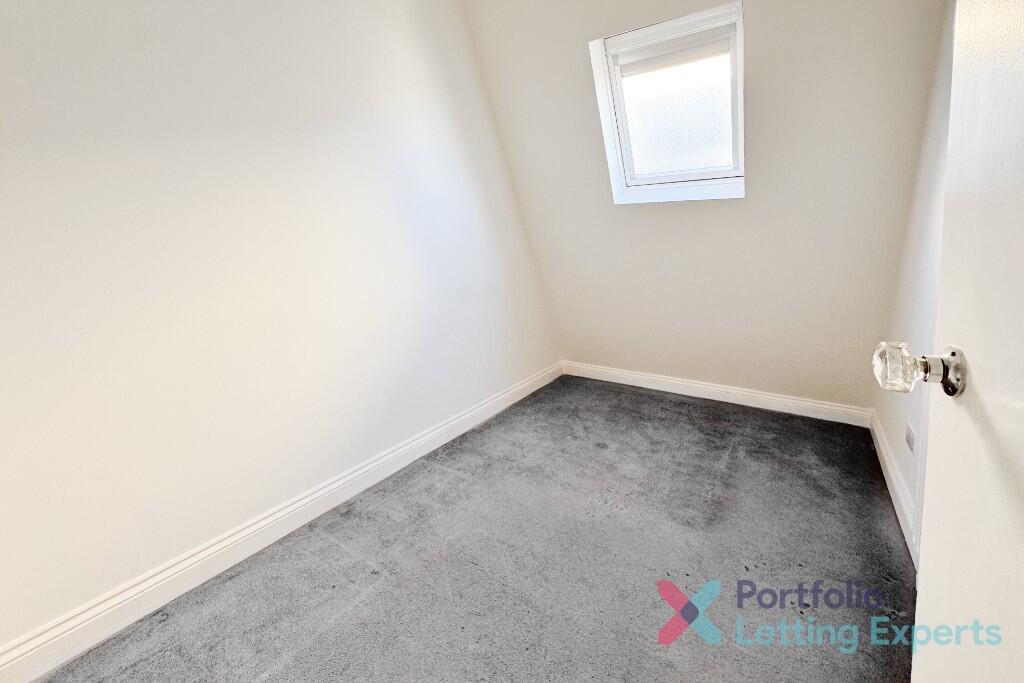 Additional image 8 of First Months Rent Free! Professional Families - Completely Refurbished 3 Bedroom Flat on Post Office Road!