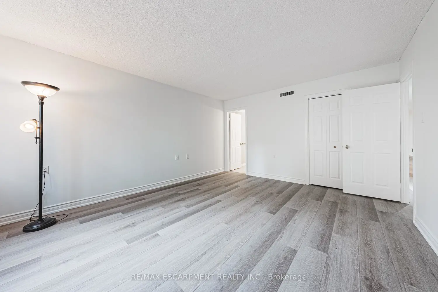 Additional image 11 of 150 Wilson Street 215