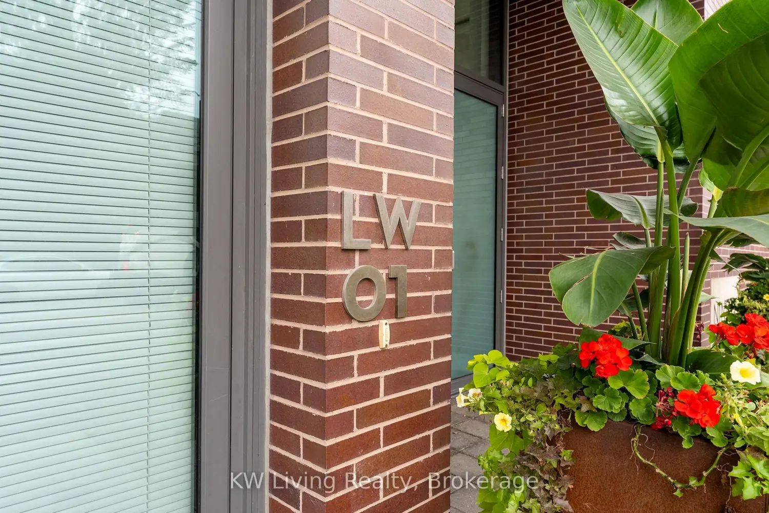 Additional image 13 of 90 Broadview Avenue Lw1
