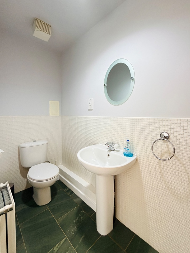 Additional image 8 of 2 Bed Flat, Stenhouse Gardens, EH11, N1 7GU