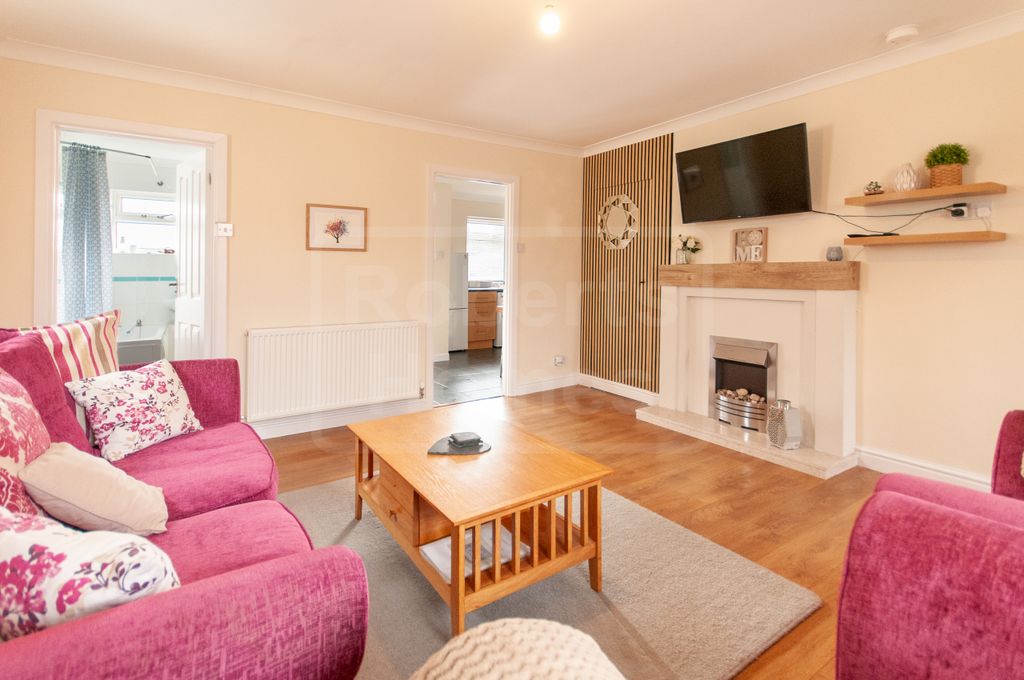 Additional image 10 of 2 bed detached bungalow to rentCwtch Y, Coetir, 9 Woodland Road, Ystradowen, Swansea SA9